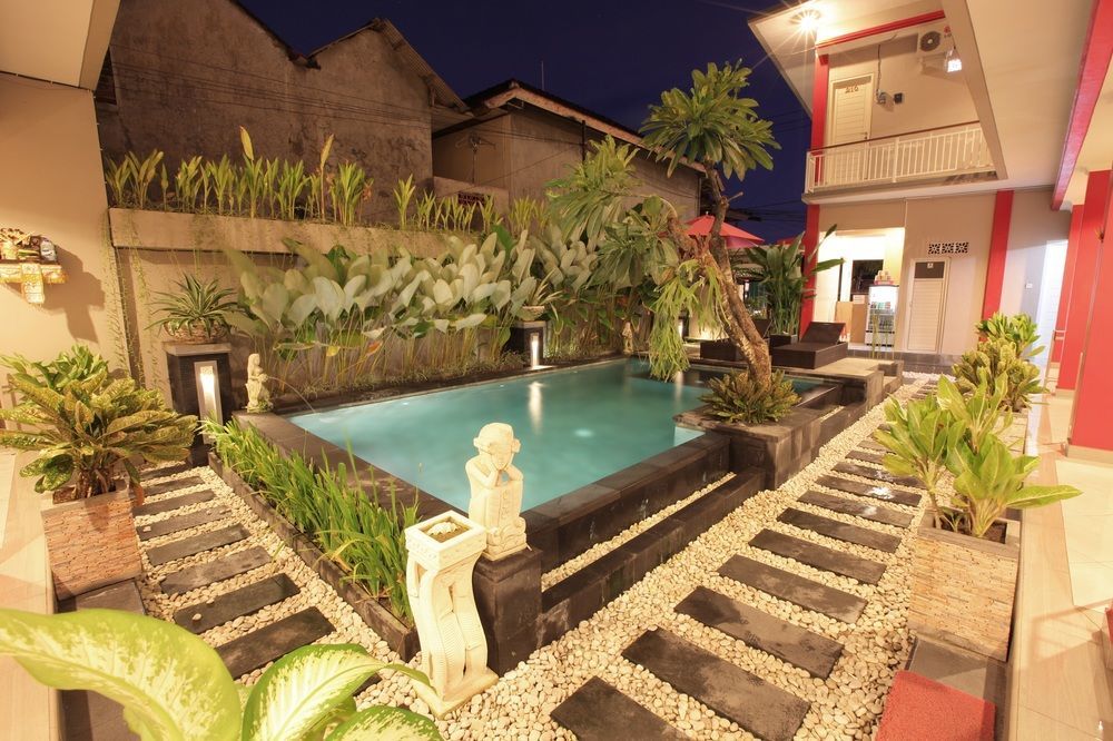 Angkul Angkul Beach Inn Kuta By Kamara Eksteriør bilde